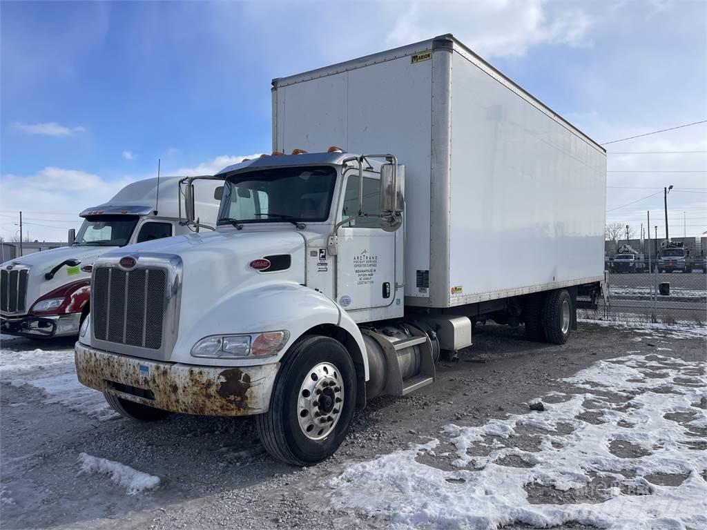 Peterbilt 337 厢式货车