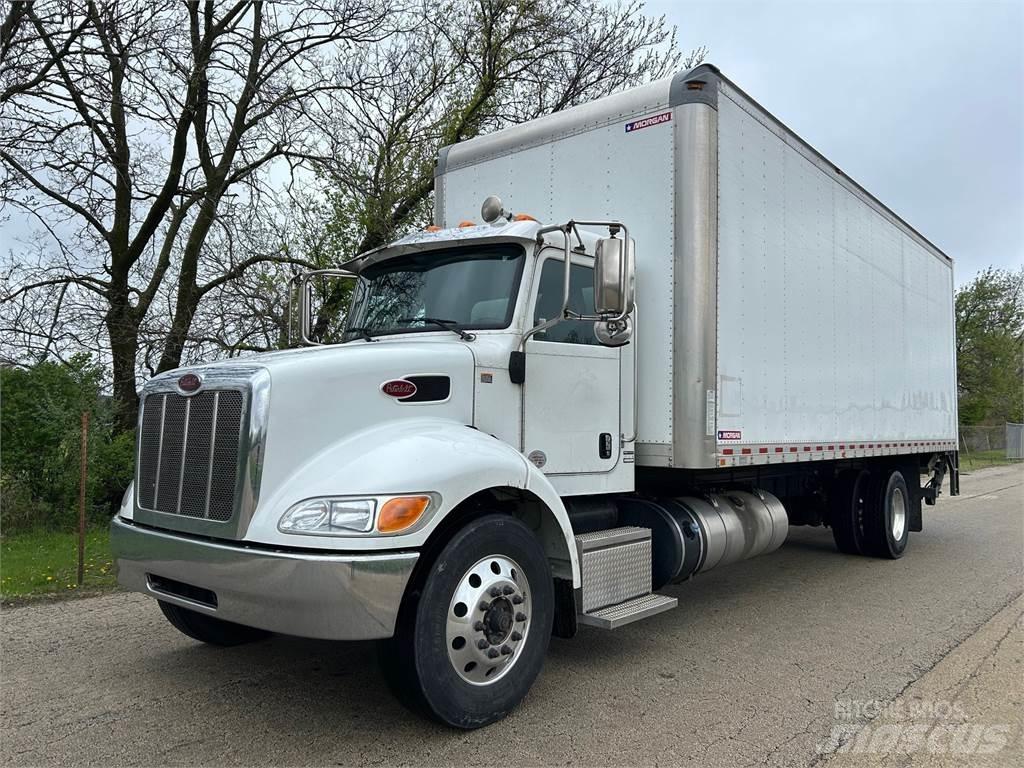 Peterbilt 337 厢式货车