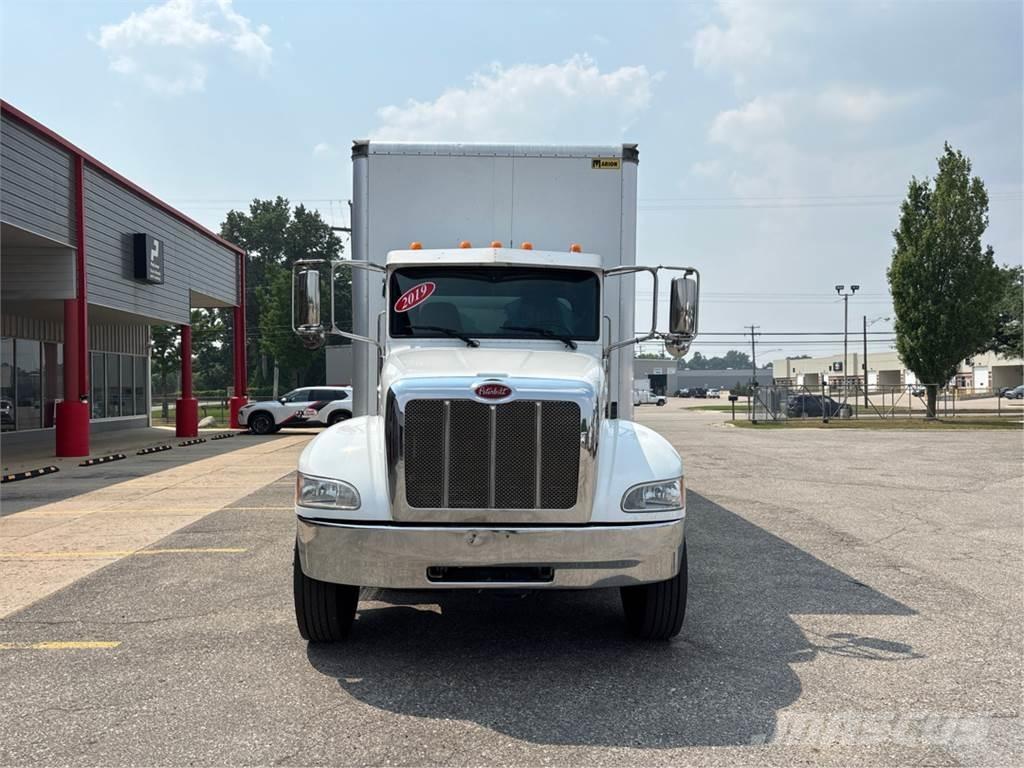 Peterbilt 337 其他货车