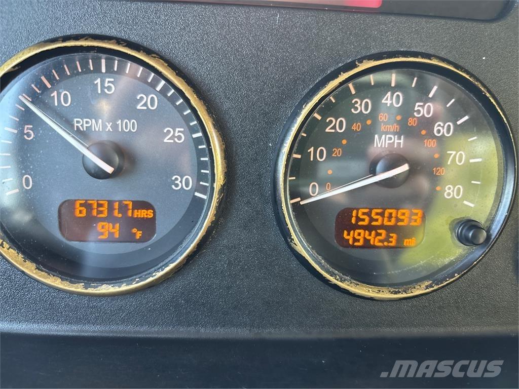 Peterbilt 337 其他货车