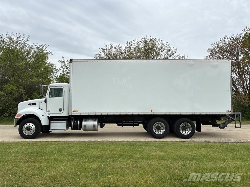 Peterbilt 348 厢式货车