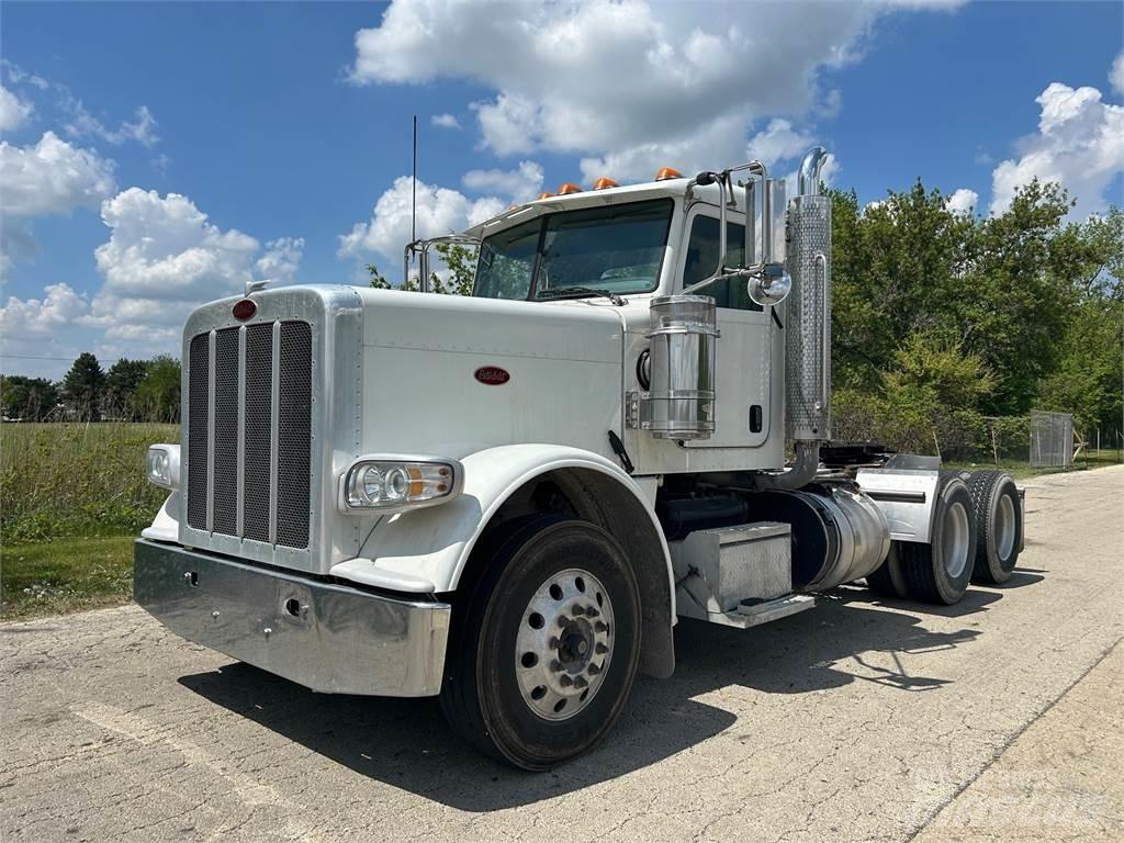 Peterbilt 389 牵引车