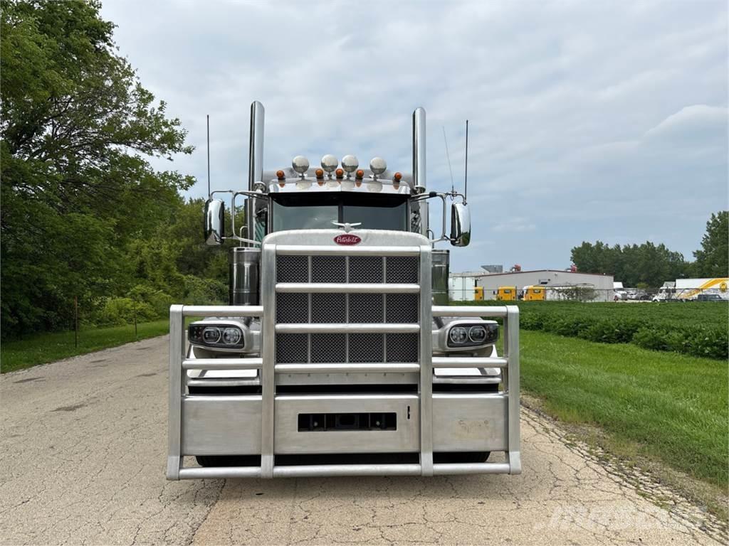 Peterbilt 389 其他货车
