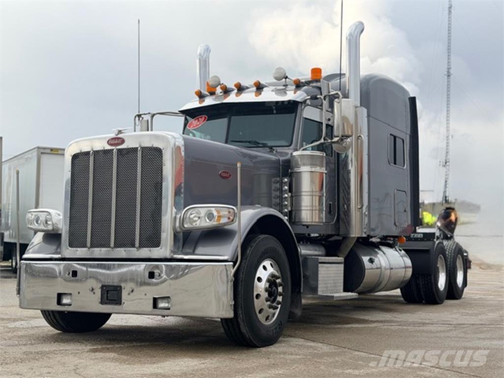 Peterbilt 389 牵引车