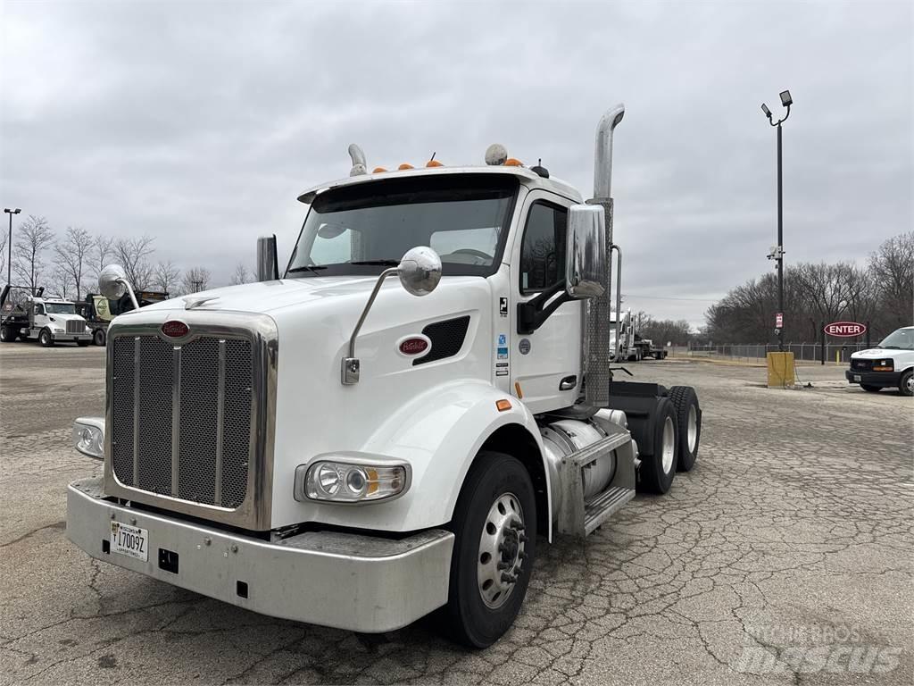 Peterbilt 567 牵引车