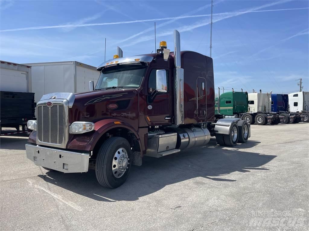 Peterbilt 567 牵引车