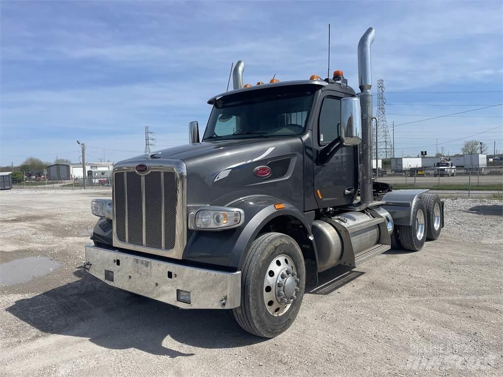 Peterbilt 567 牵引车