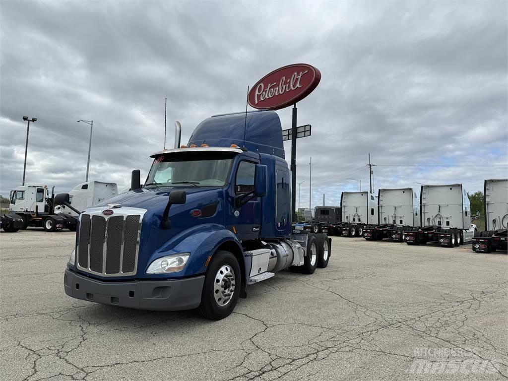 Peterbilt 579 牵引车