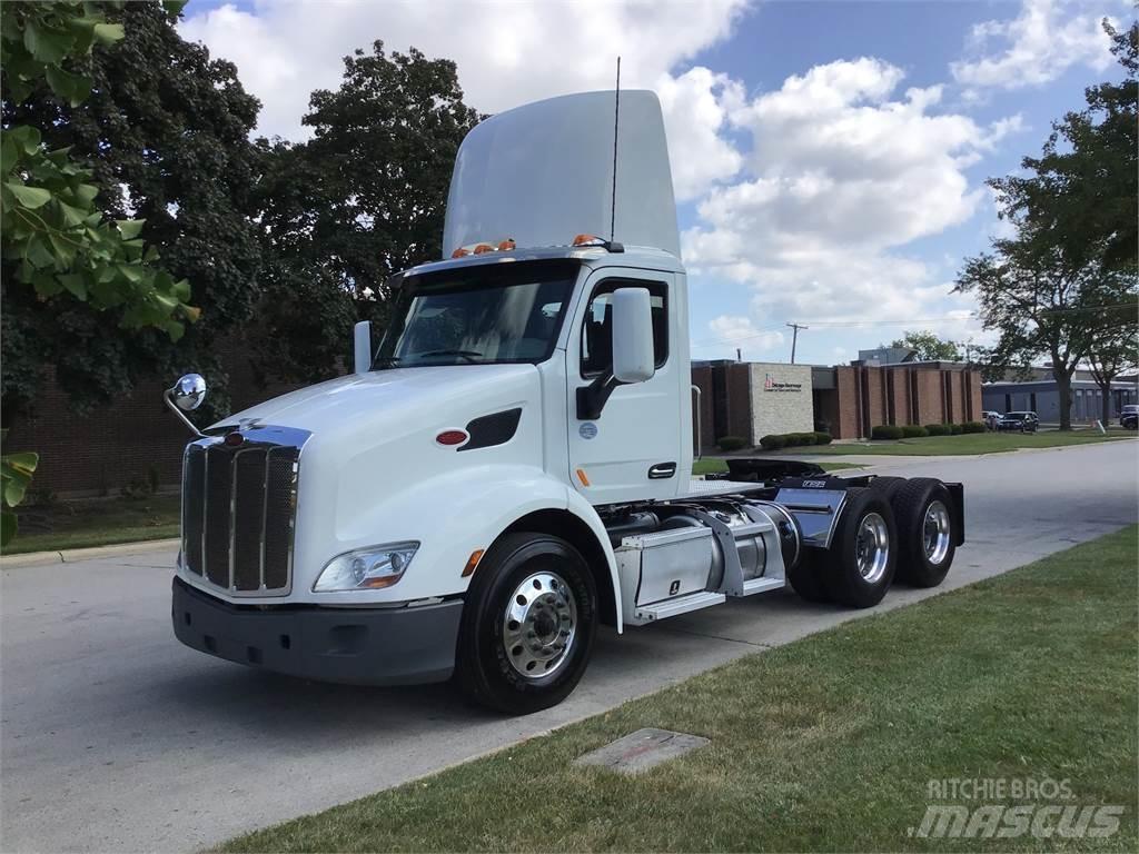 Peterbilt 579 牵引车