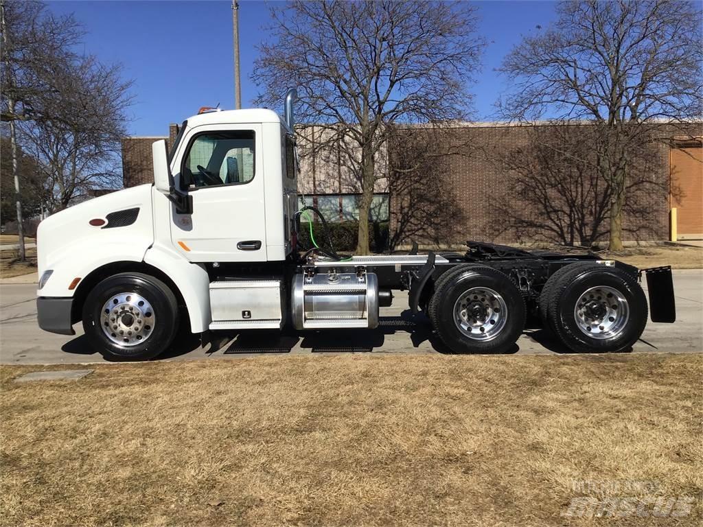 Peterbilt 579 牵引车