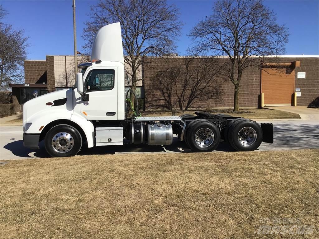 Peterbilt 579 牵引车