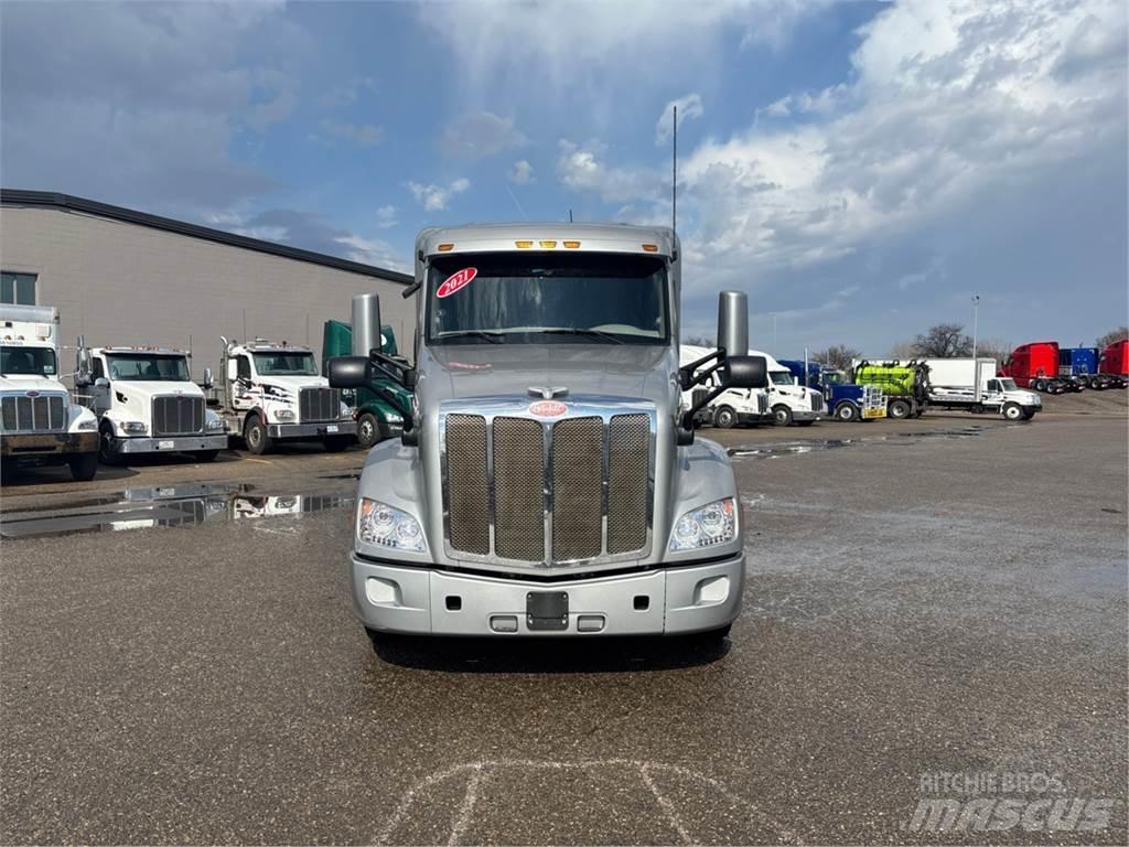 Peterbilt 579 牵引车