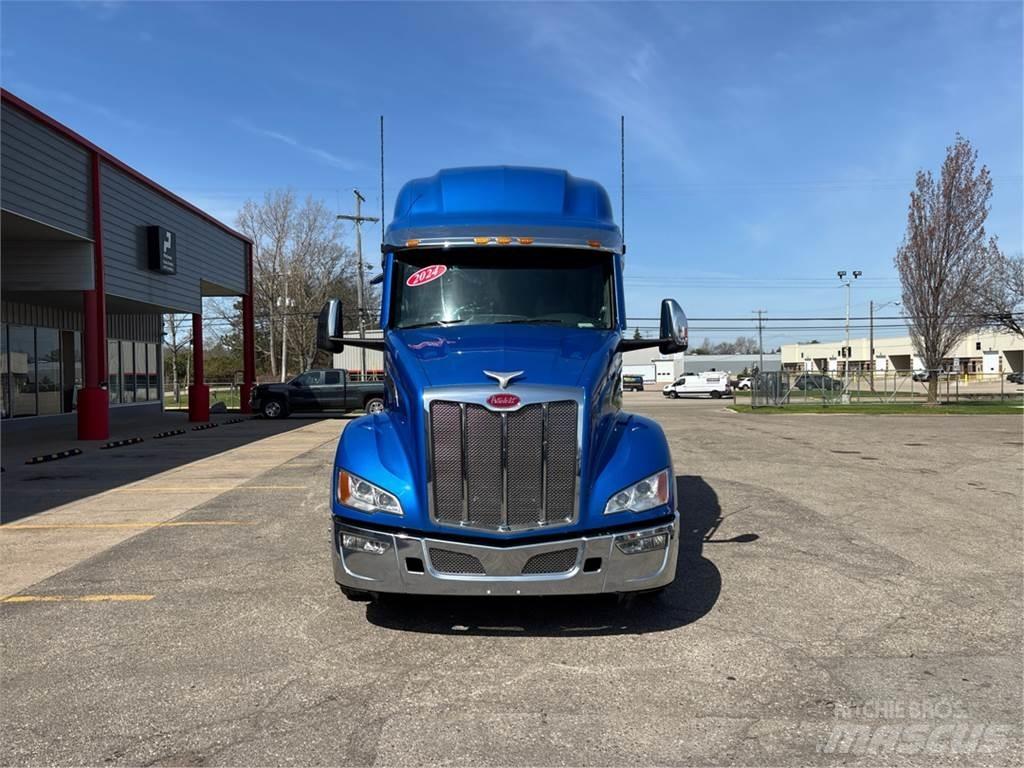 Peterbilt 579 牵引车