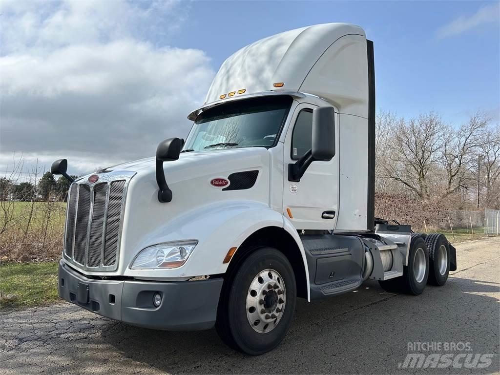 Peterbilt 579 牵引车
