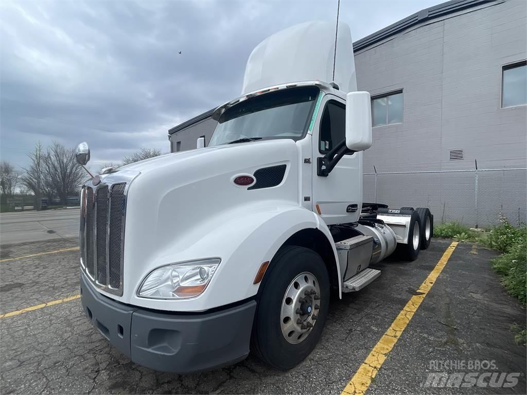 Peterbilt 579 牵引车