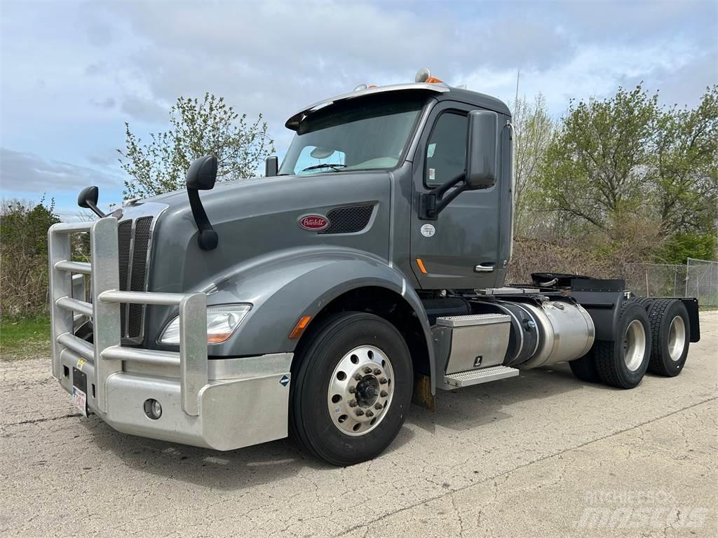 Peterbilt 579 牵引车