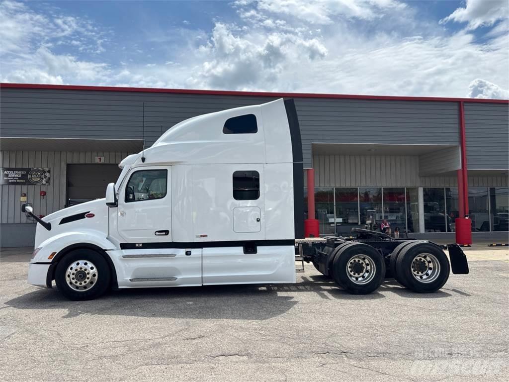 Peterbilt 579 牵引车