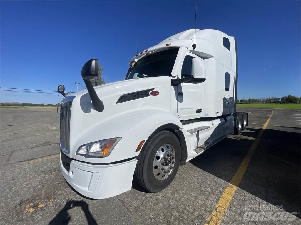 Peterbilt 579 牵引车