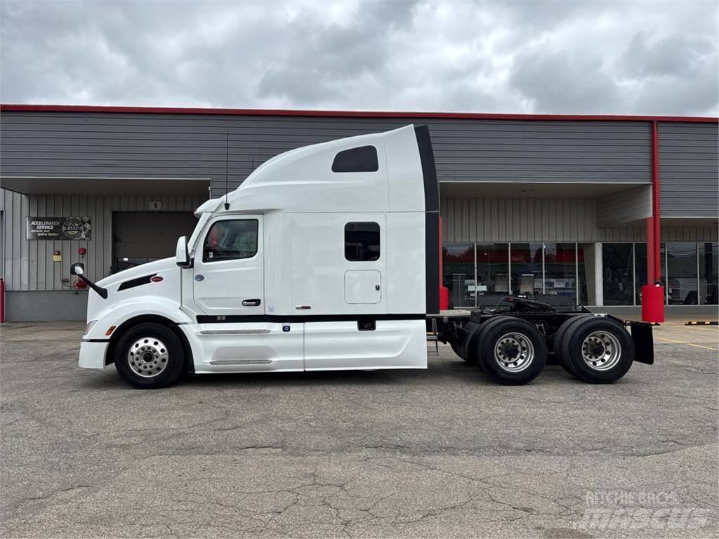 Peterbilt 579 牵引车