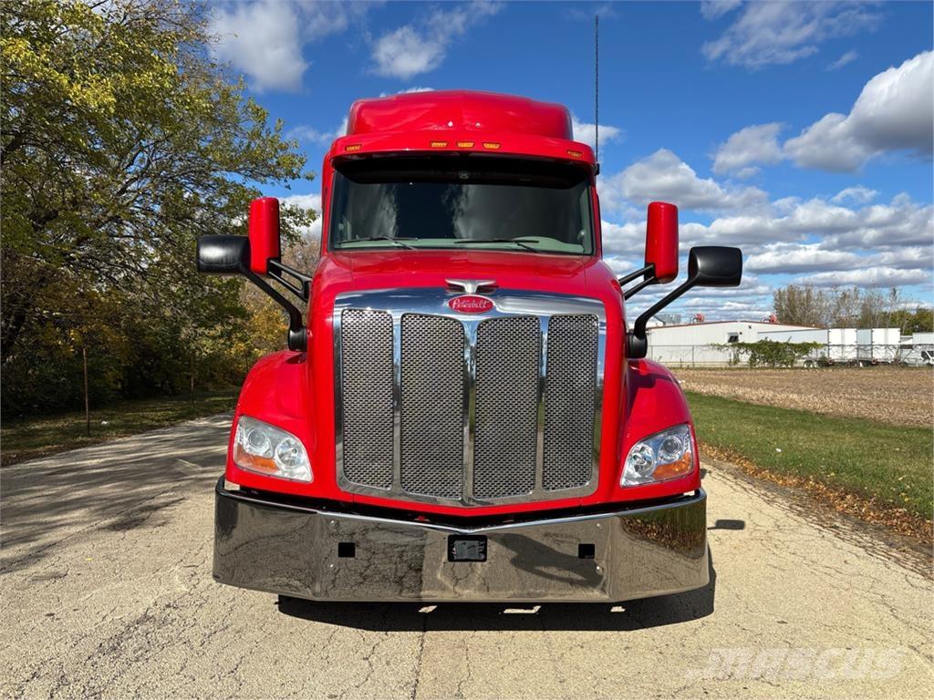 Peterbilt 579 牵引车