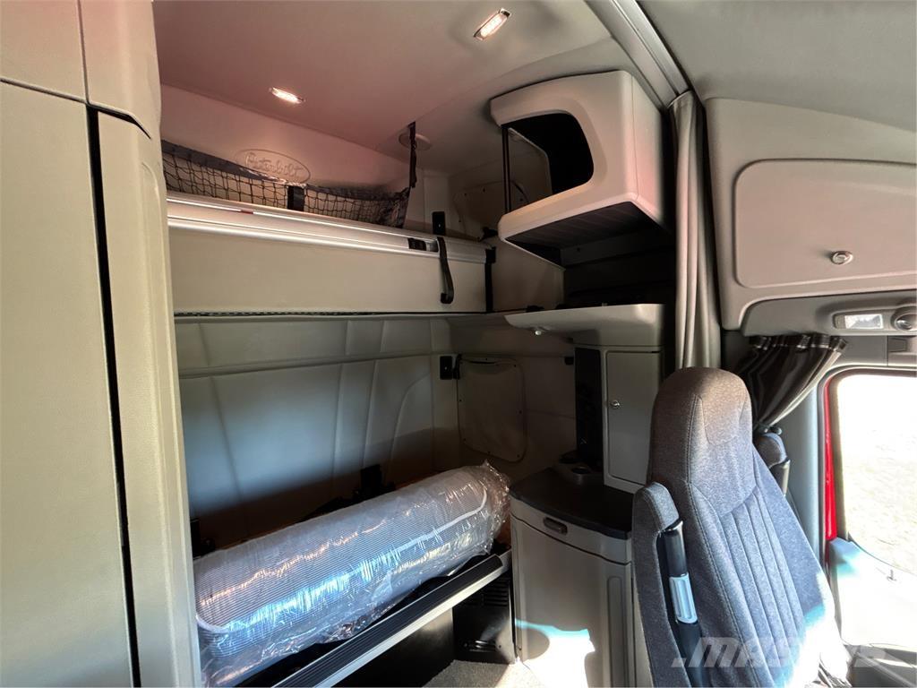 Peterbilt 579 其他货车