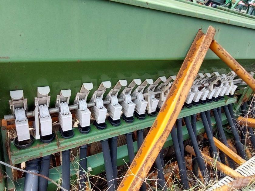 Amazone 402 路面维护设备-其他