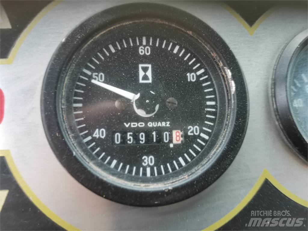 Bomag LEBREDO X 6 单轮压路机