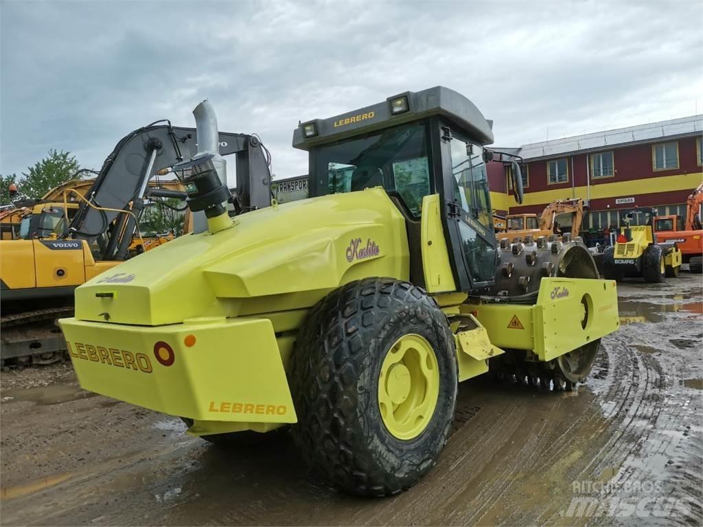 Bomag LEBREDO X 6 单轮压路机
