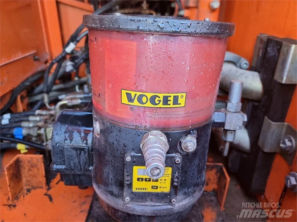 Doosan DX225LC 履带挖掘机