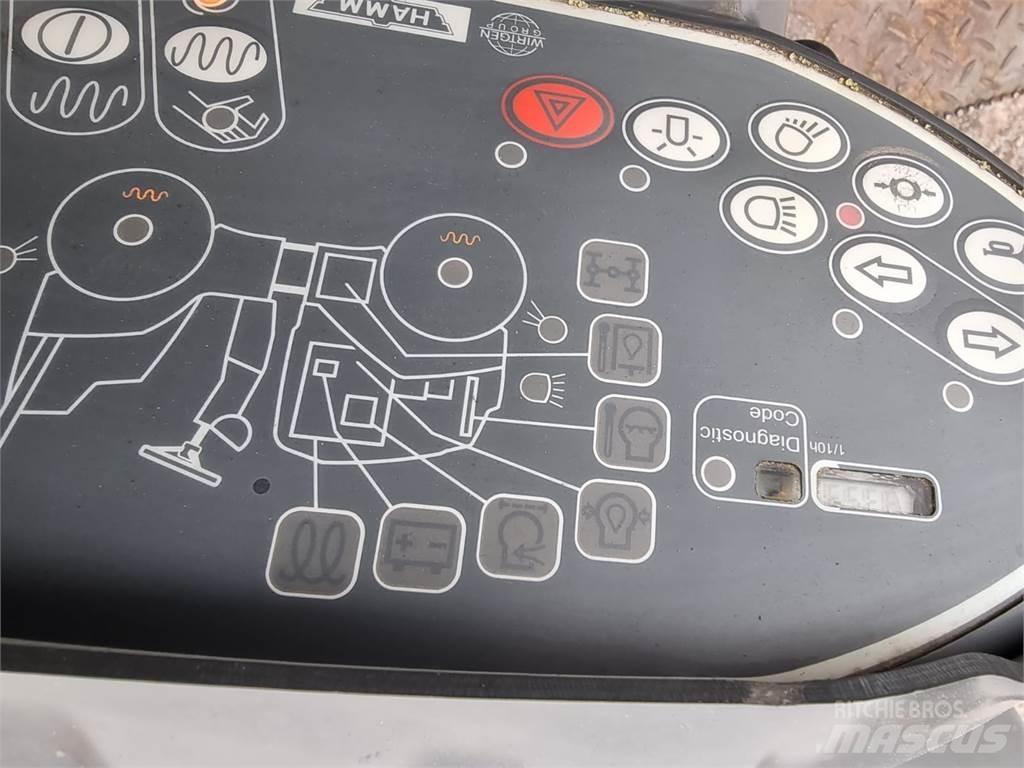 Hamm HD14W 双轮压路机