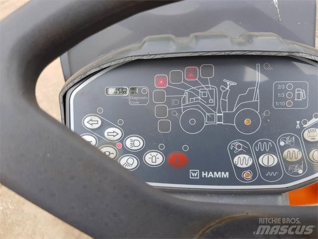 Hamm HD8VV 双轮压路机