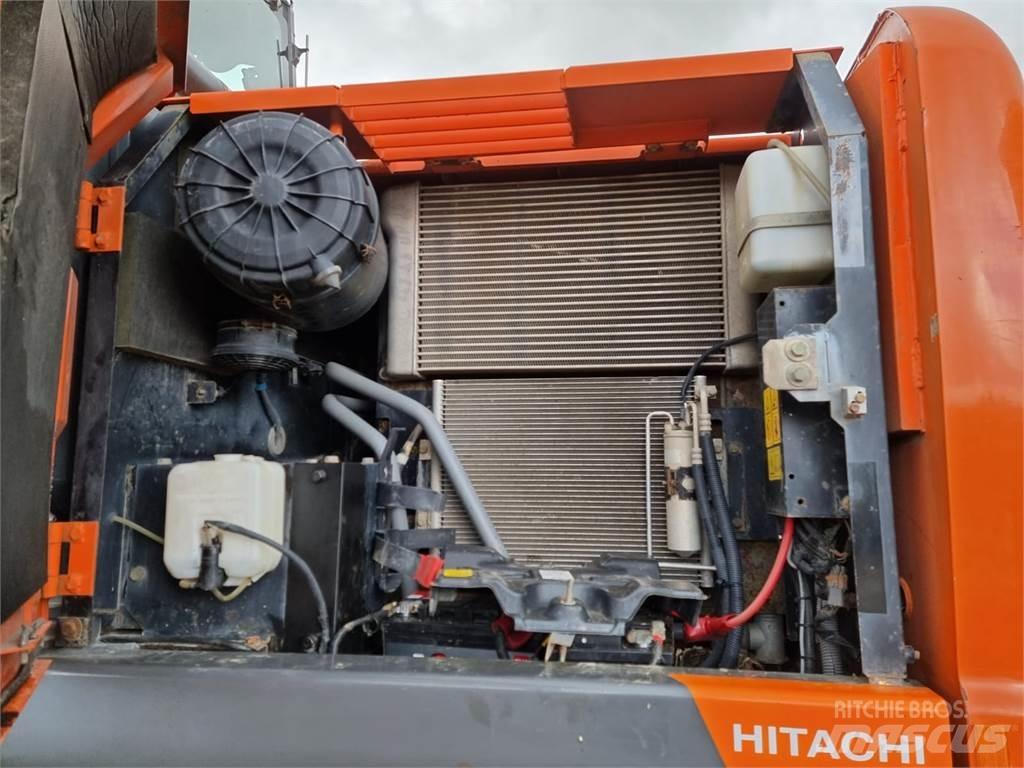 Hitachi ZX140W-3 轮式挖掘机