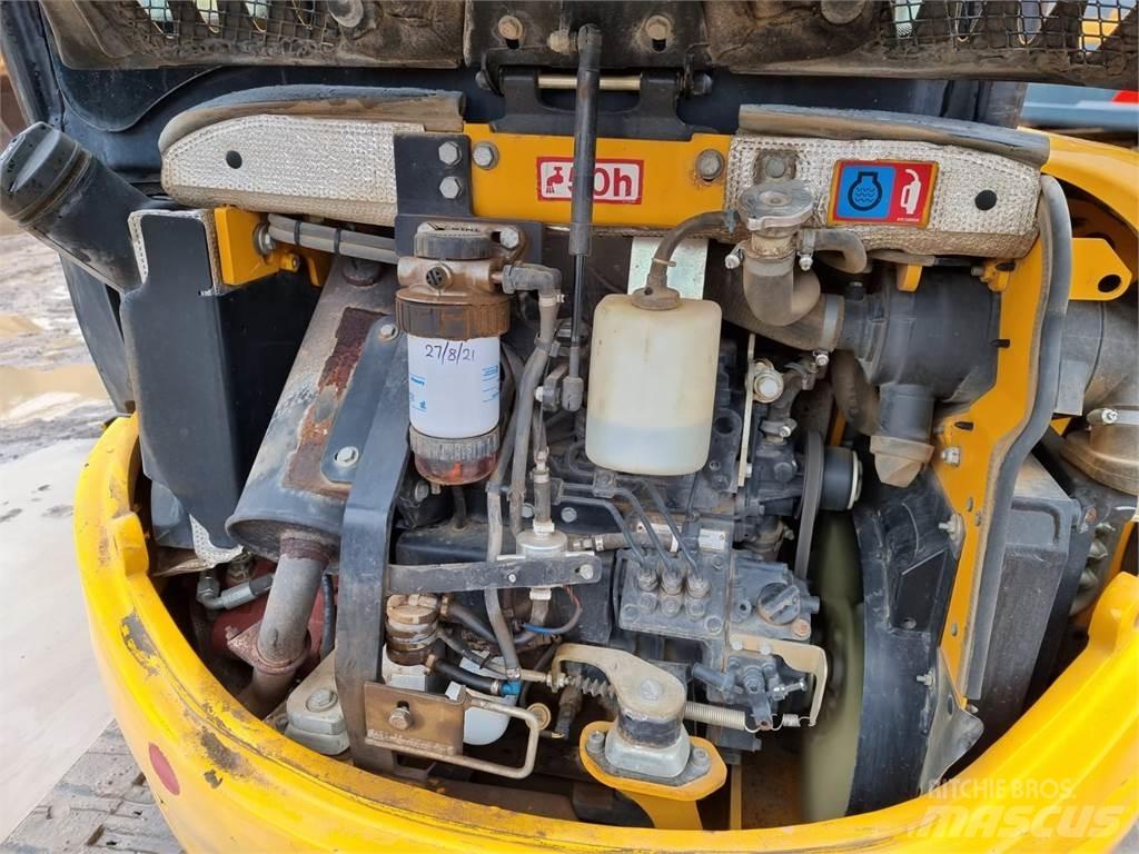 JCB 8030 ZTS 小型挖掘机