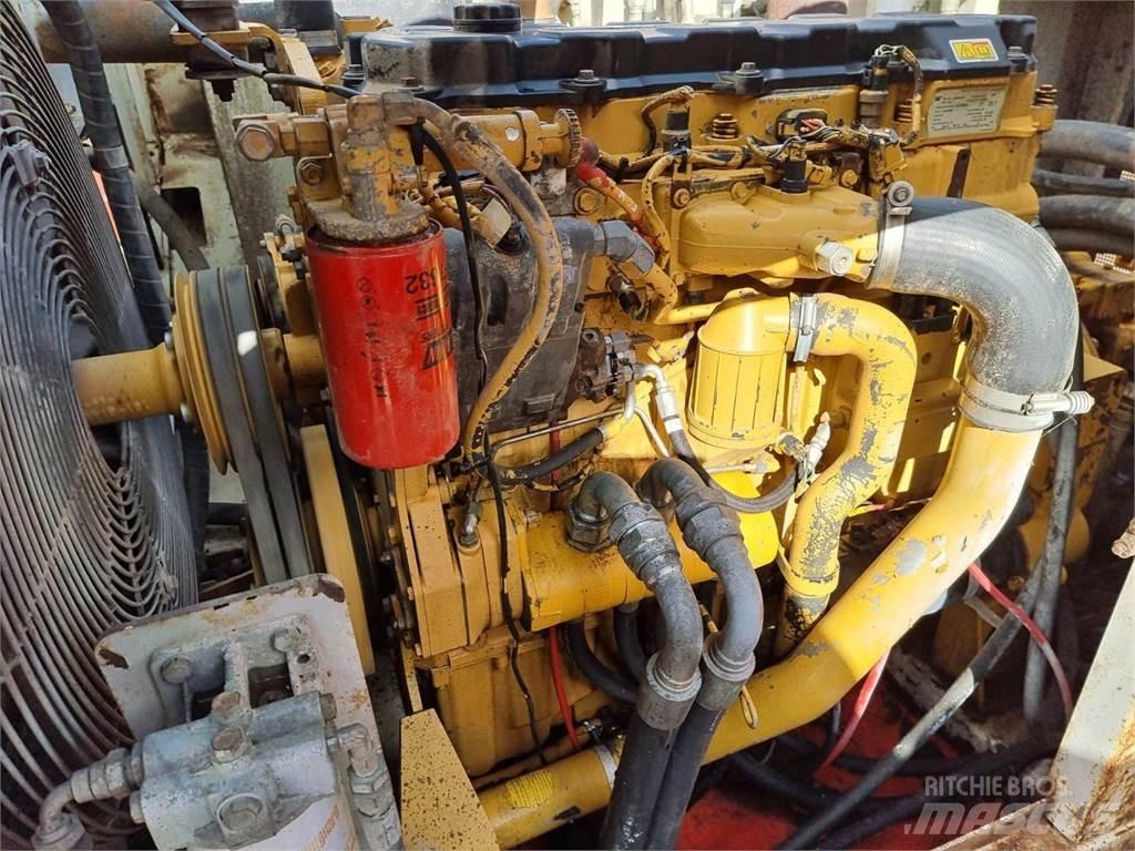 Sandvik QJ341 移动式破碎机