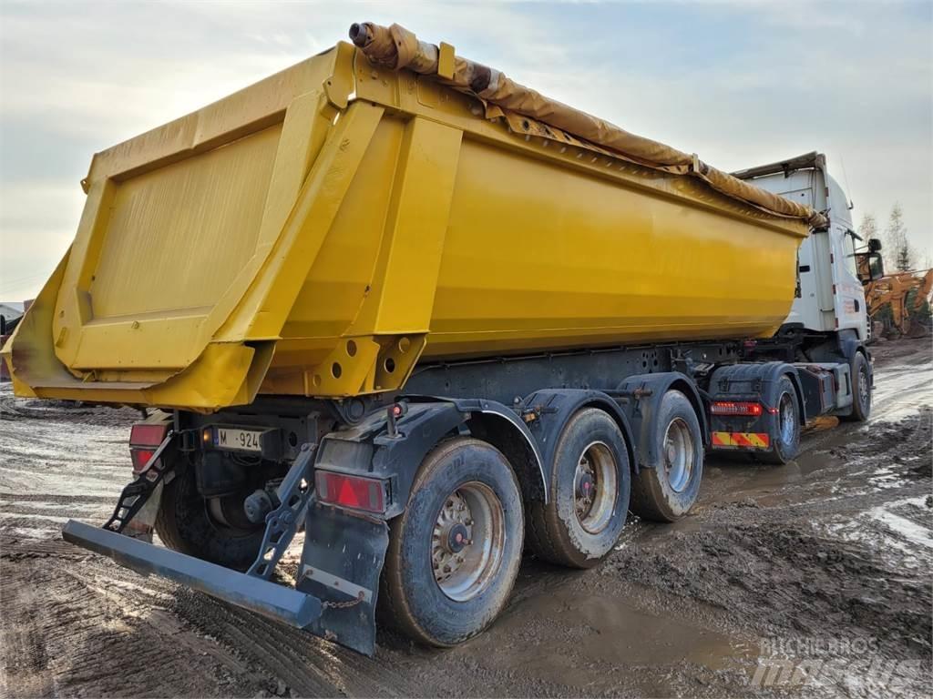 Scania R420 牵引车