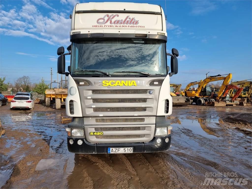 Scania R420 牵引车