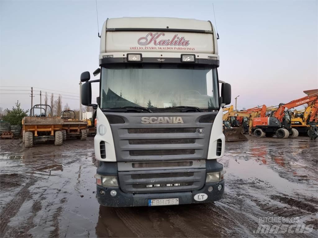Scania R420 牵引车