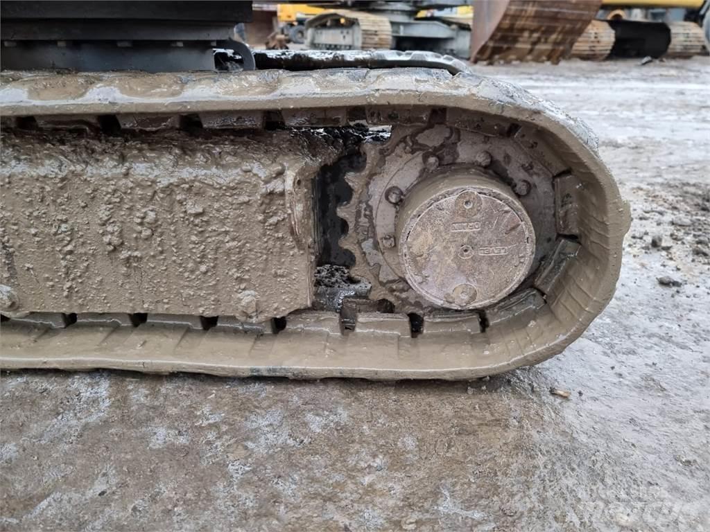 Volvo EC18D 小型挖掘机