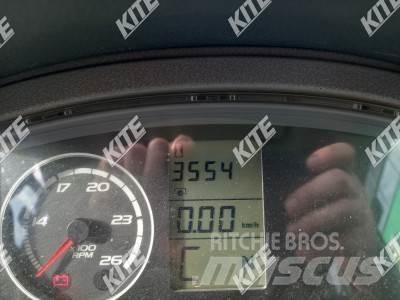 CLAAS Axion 820 拖拉机/农用车