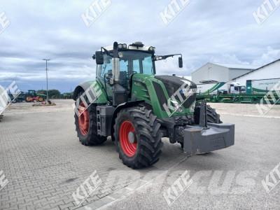 Fendt 826 VARIO 拖拉机/农用车