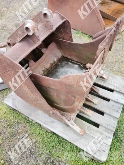JCB 3 CX 前装载和挖掘机