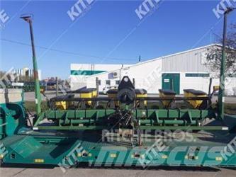 John Deere 1750 多功能条播机