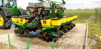 John Deere 1760 多功能条播机