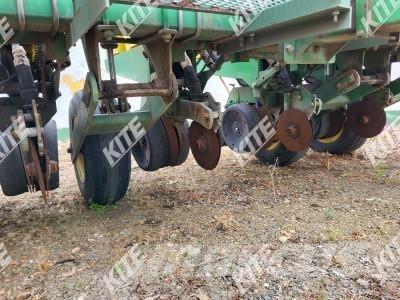 John Deere 1760NT 多功能条播机