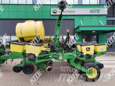 John Deere 1765NT 多功能条播机