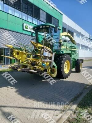 John Deere 7200 联合收割机