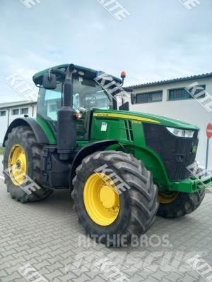 John Deere 7250R 拖拉机/农用车
