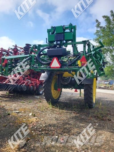 John Deere 732I/27M 牵引式喷雾机