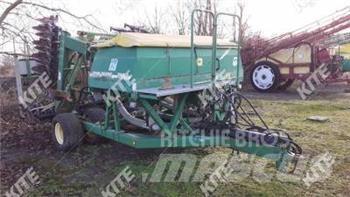 John Deere 740A 条播机