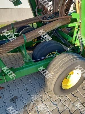 John Deere 740A 条播机